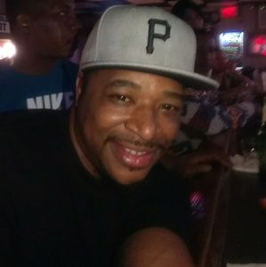 Meet your Posher, Thomas